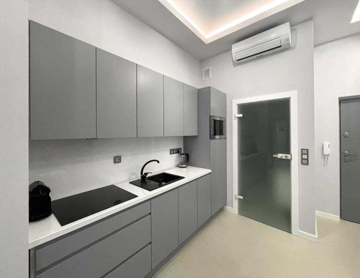 Apartment 5
