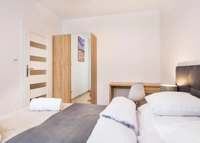 Bosacka Old Town Apt - B17