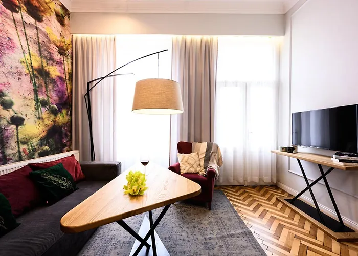 Arts Apartments - Kraków Old Town